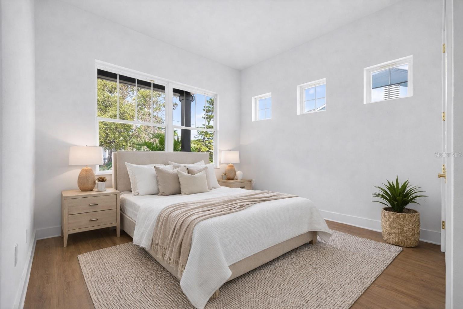 Downstairs Bedroom 4 w/ En-Suite.