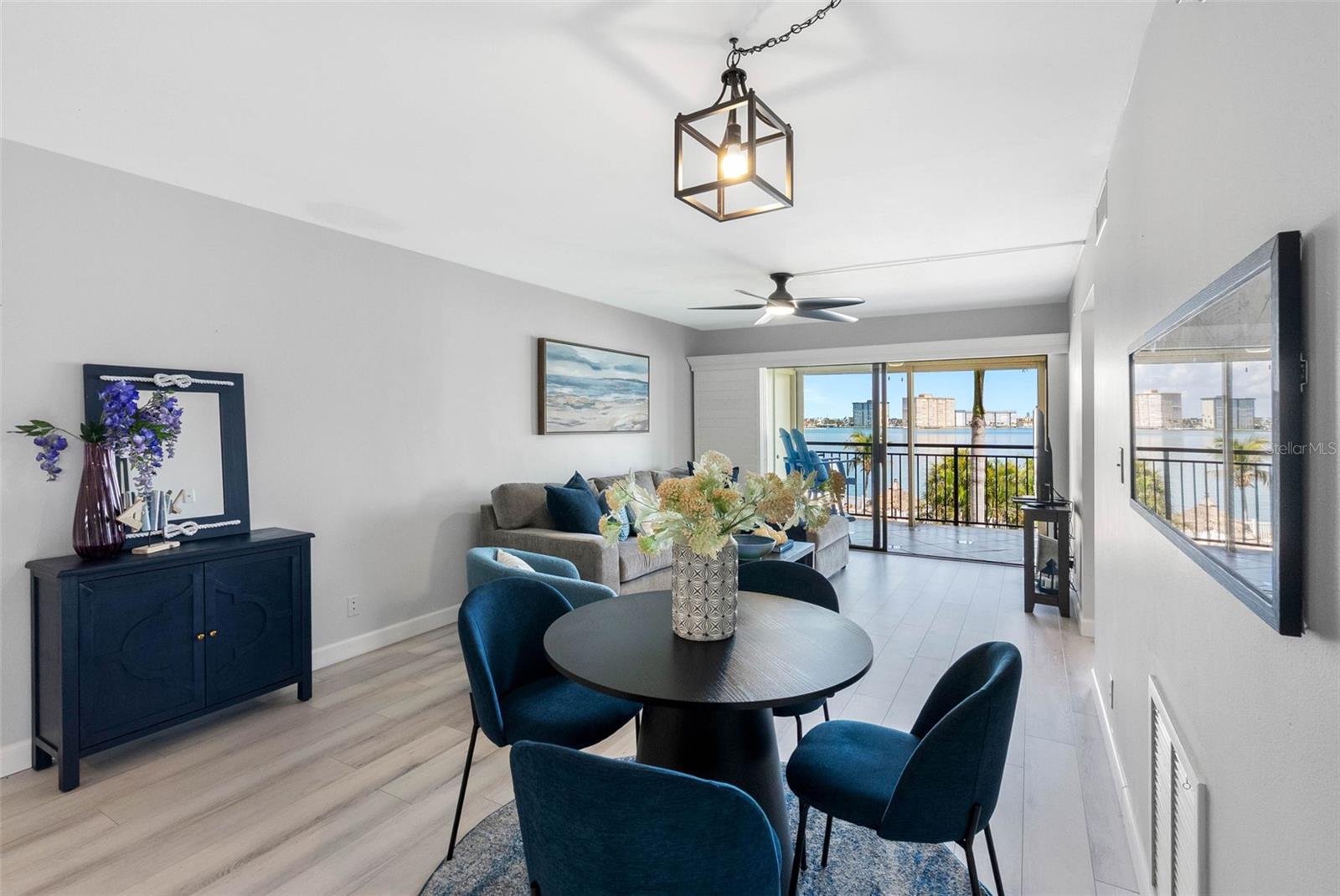 Smooth Modern Ceilings – No Popcorn