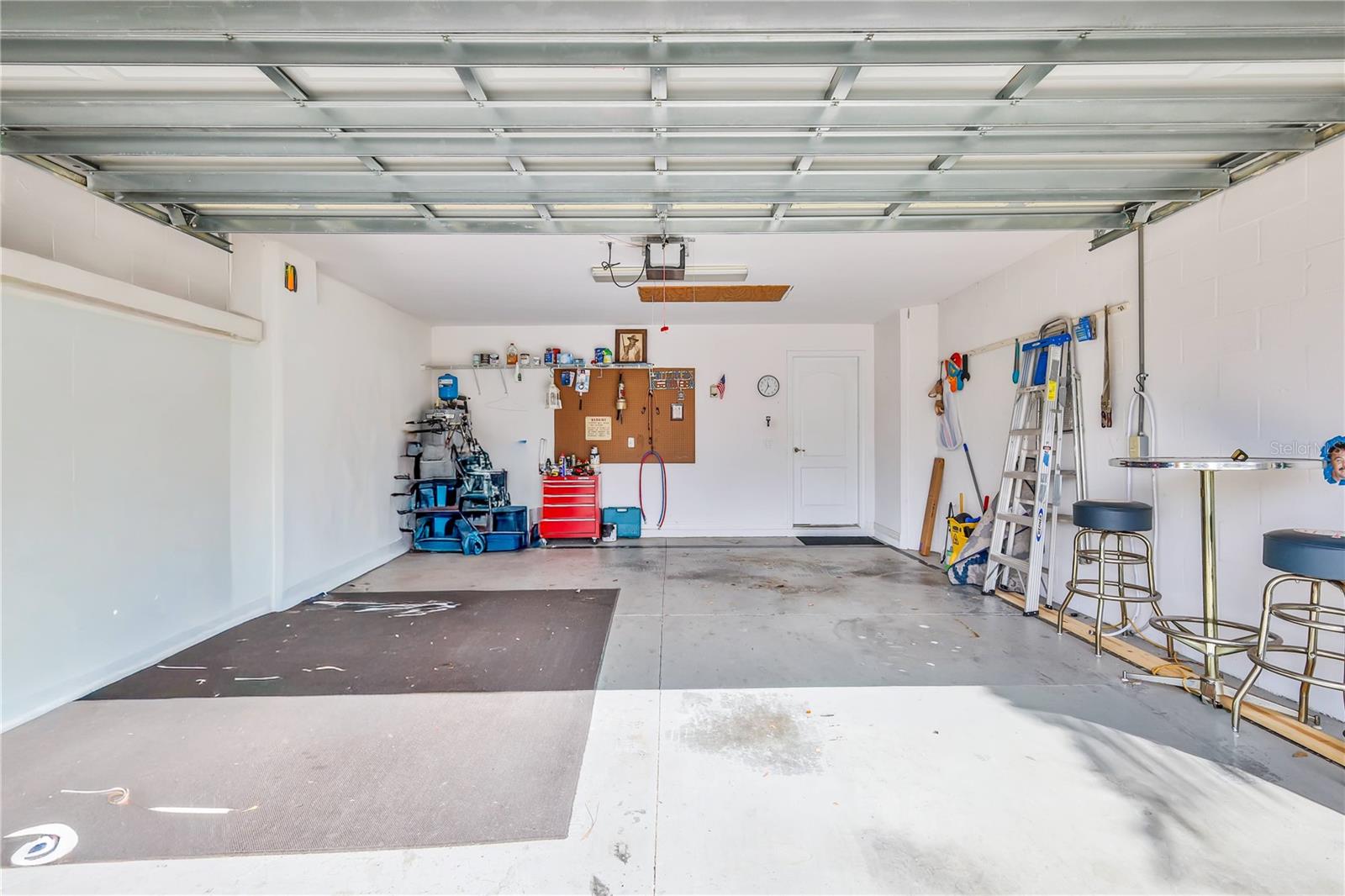 2-car garage