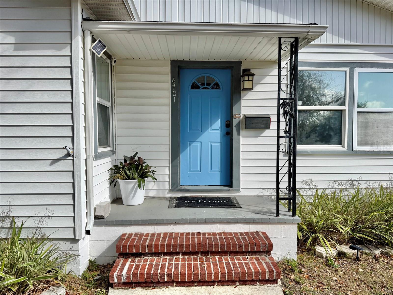Front Door & Porch