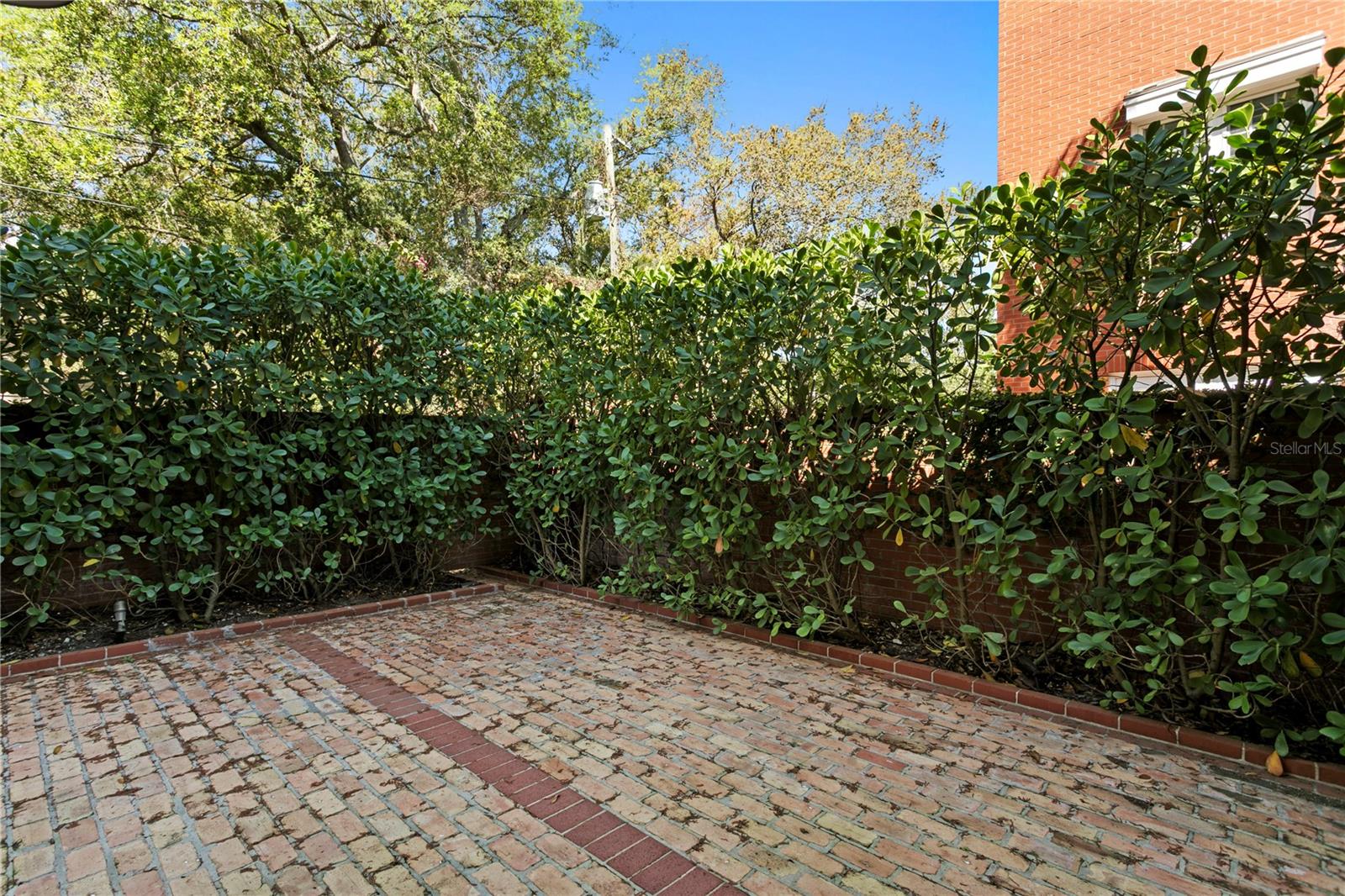 Private courtyard for enjoy morning coffee or evening breezes