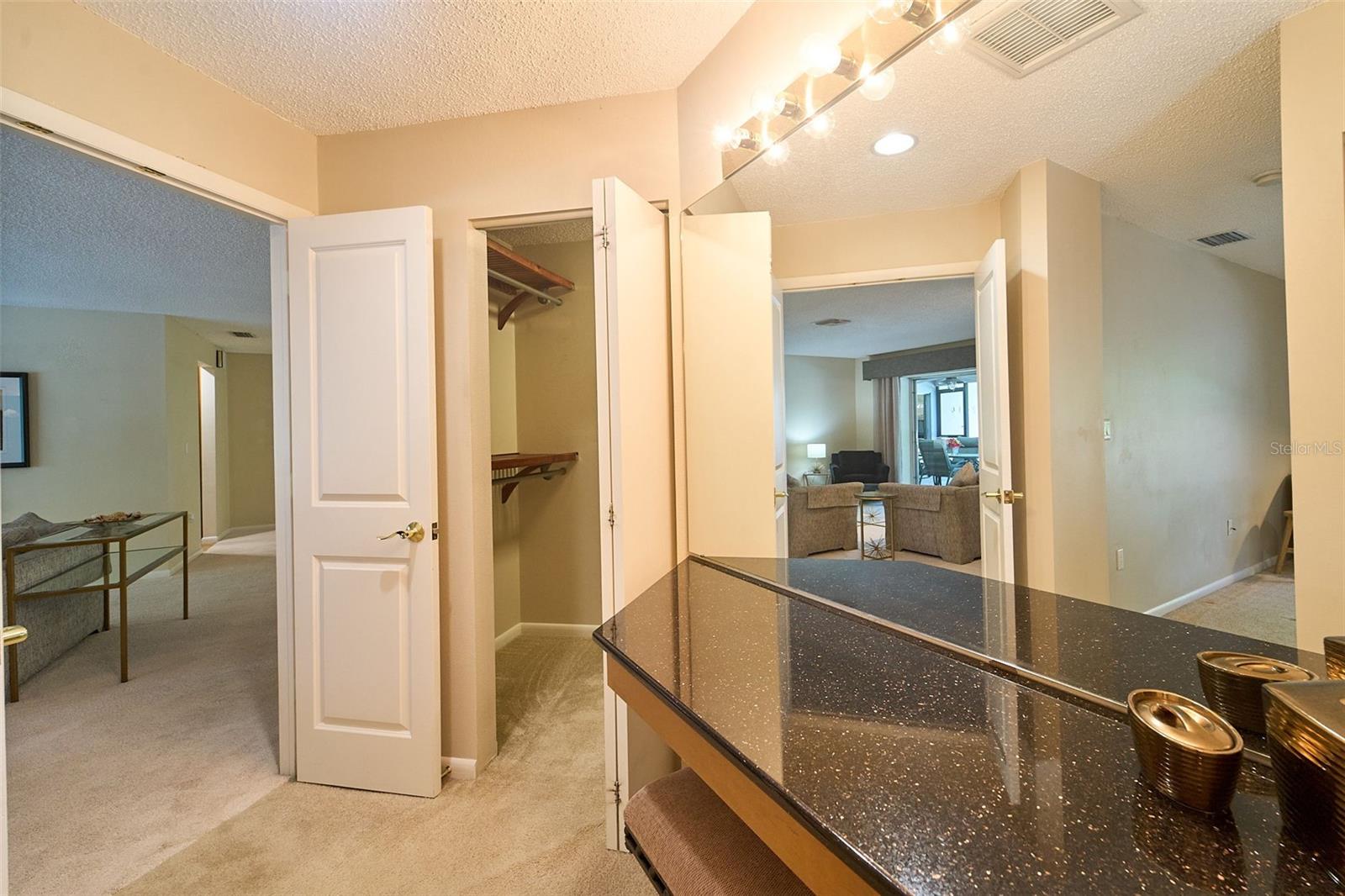 en-Suite Makeup Vanity