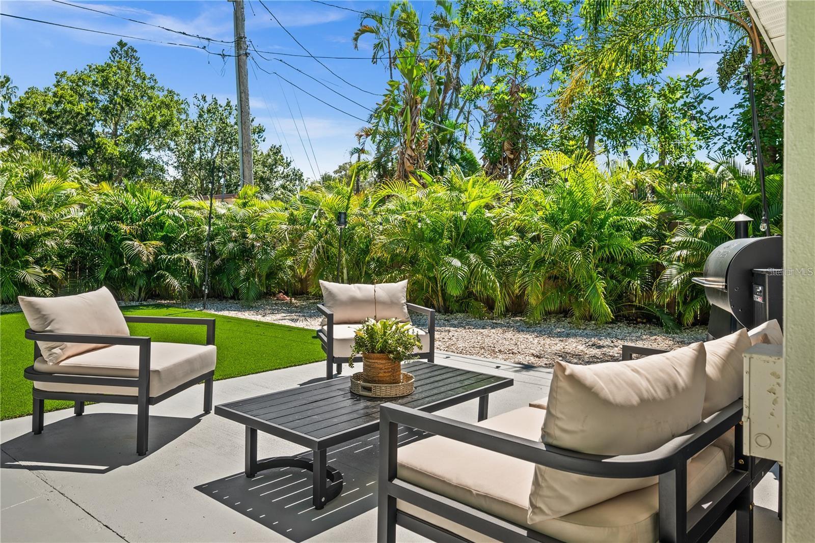 Previous Lisitng Photo