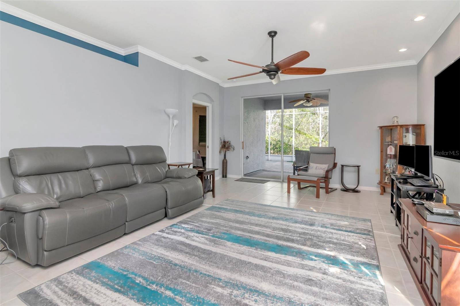 Living Room with Access to Private Lanai