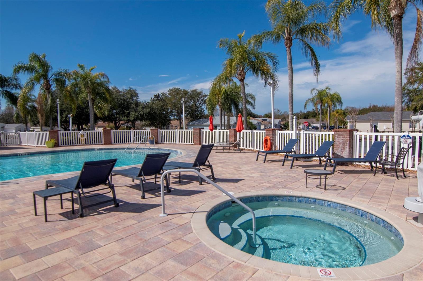 Community Spa & Pool