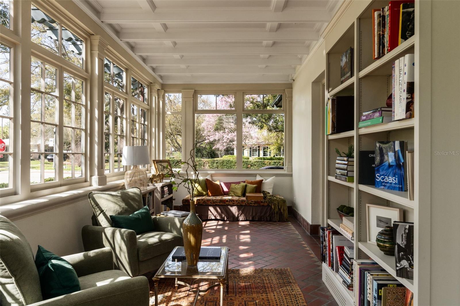 403 Jasmine Way - Sunroom Library