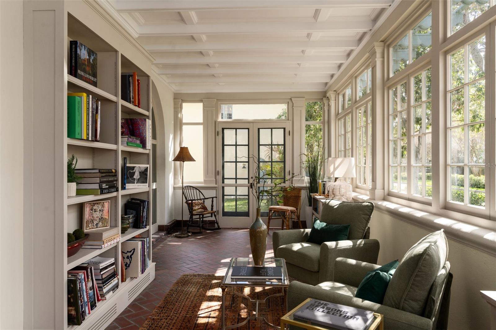 403 Jasmine Way - Sunroom Library