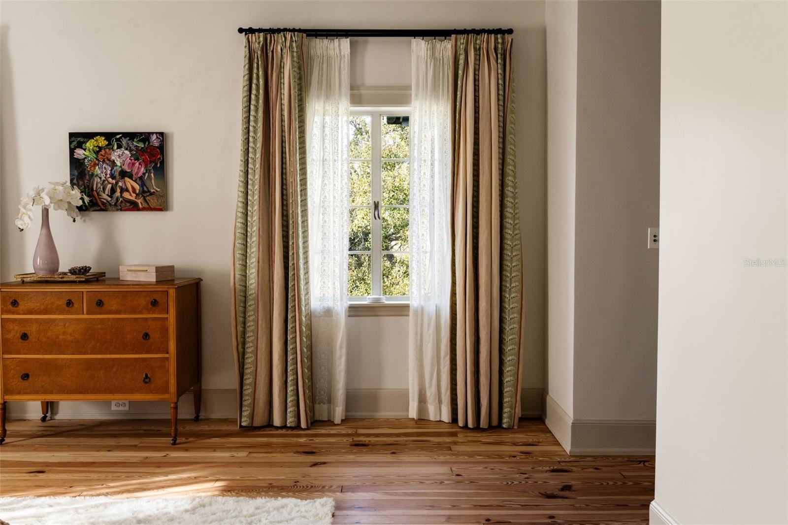 403 Jasmine Way - Primary suite