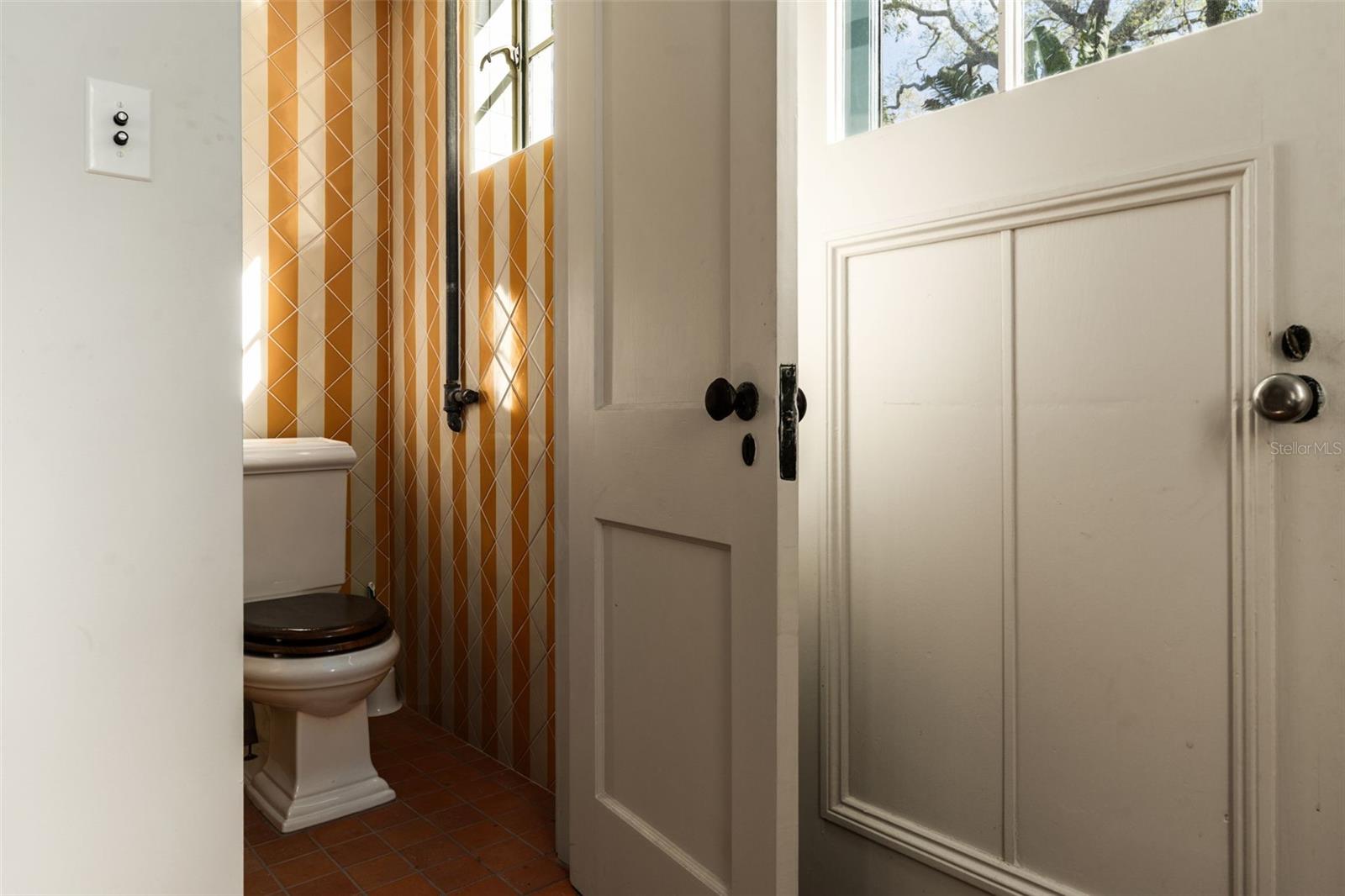 403 Jasmine Way - Utility room bathroom