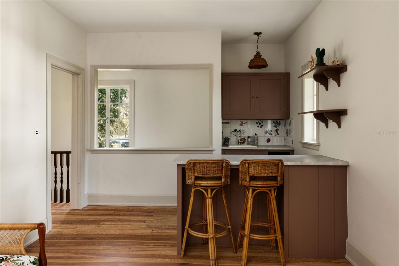 403 Jasmine Way - Carriage house kitchen