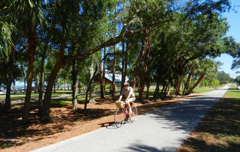 Pinellas Trail: paved 47 mile trail from St Pete to Tarpon Springs