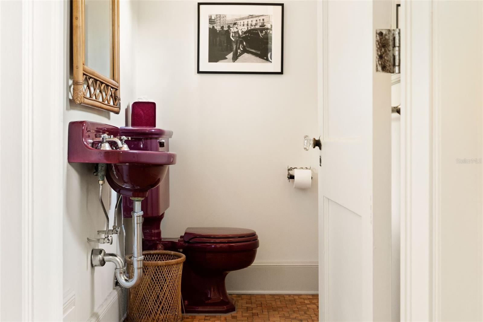 403 Jasmine Way - Downstairs Powder Bath