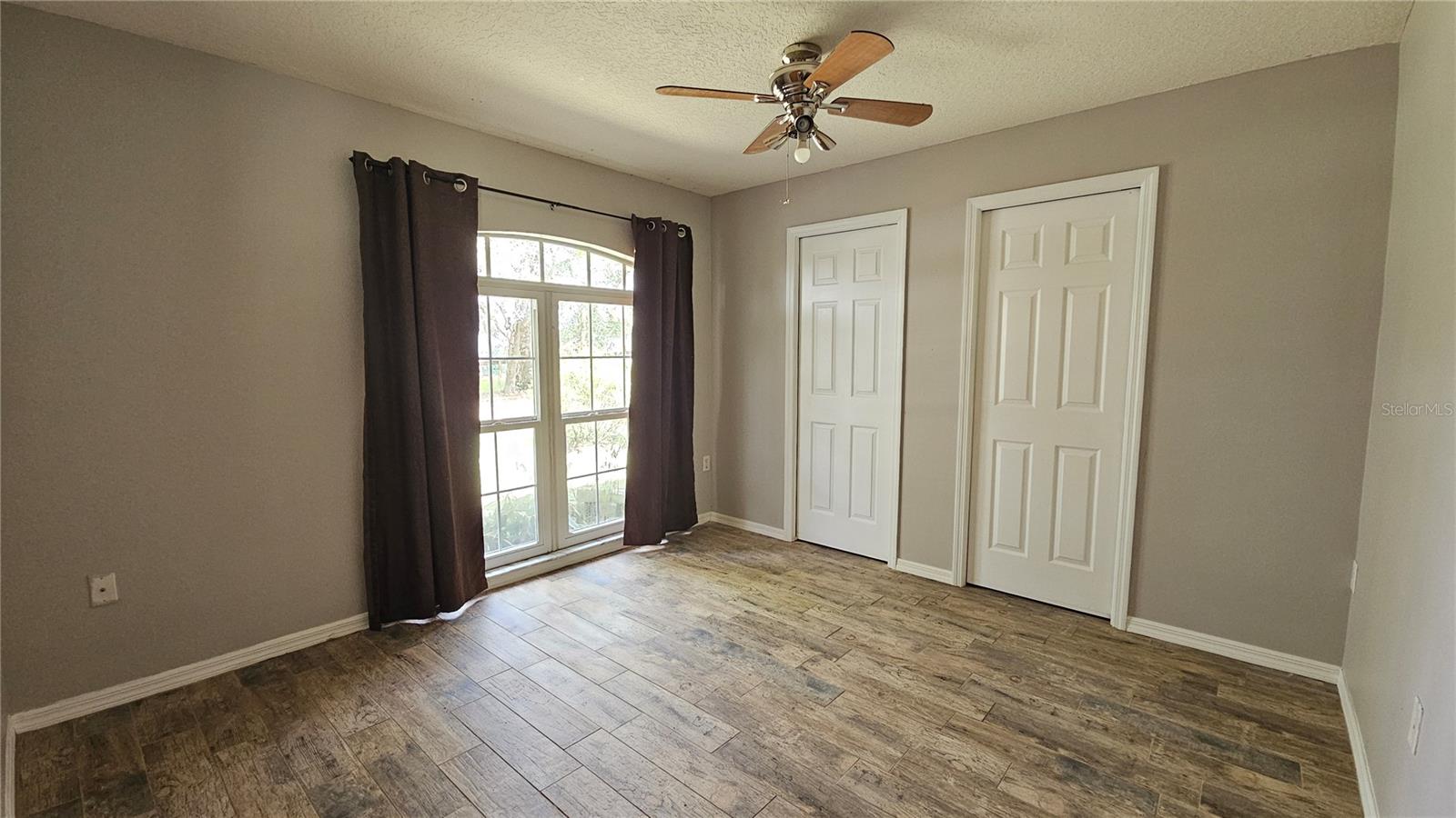 Guest Bedroom 3 (overlooking front yard)