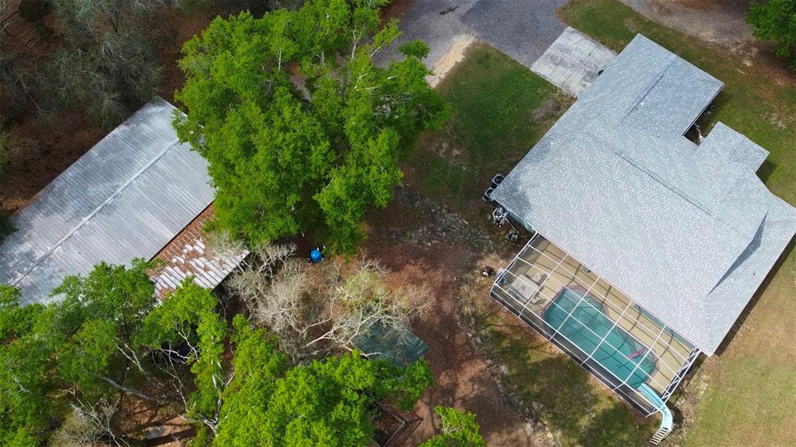 Pool Home & Huge metal building/shop on 5 Acres in Dade City