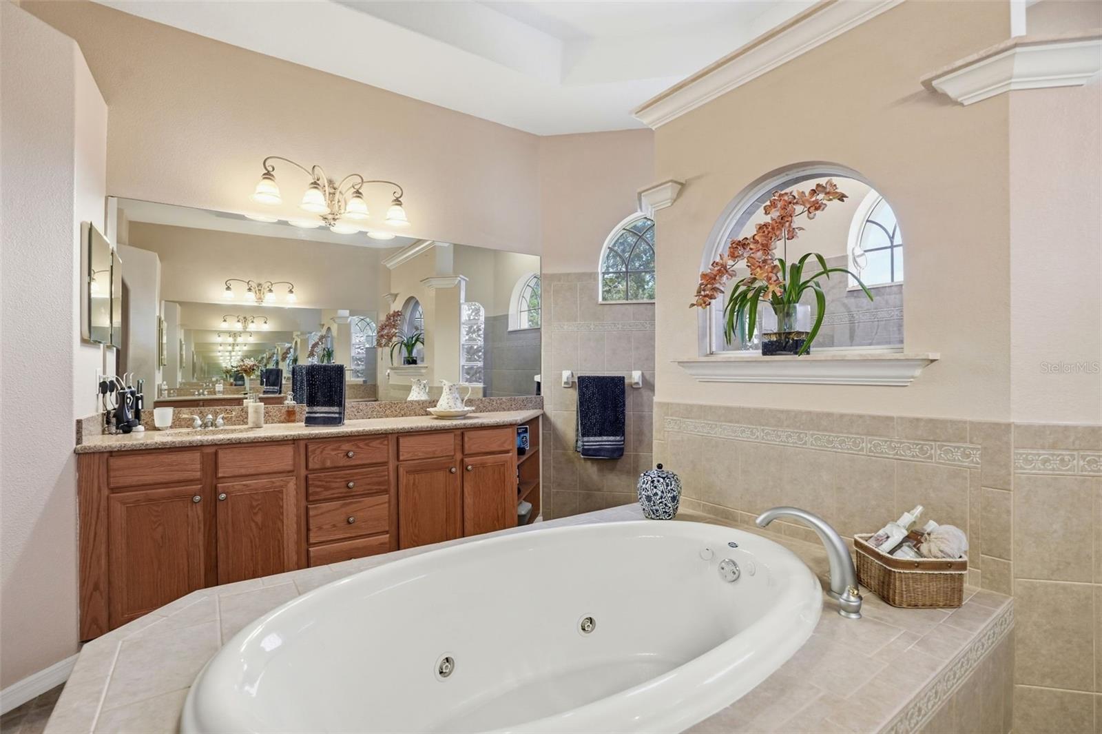 Pool Cabana Full Kitchen