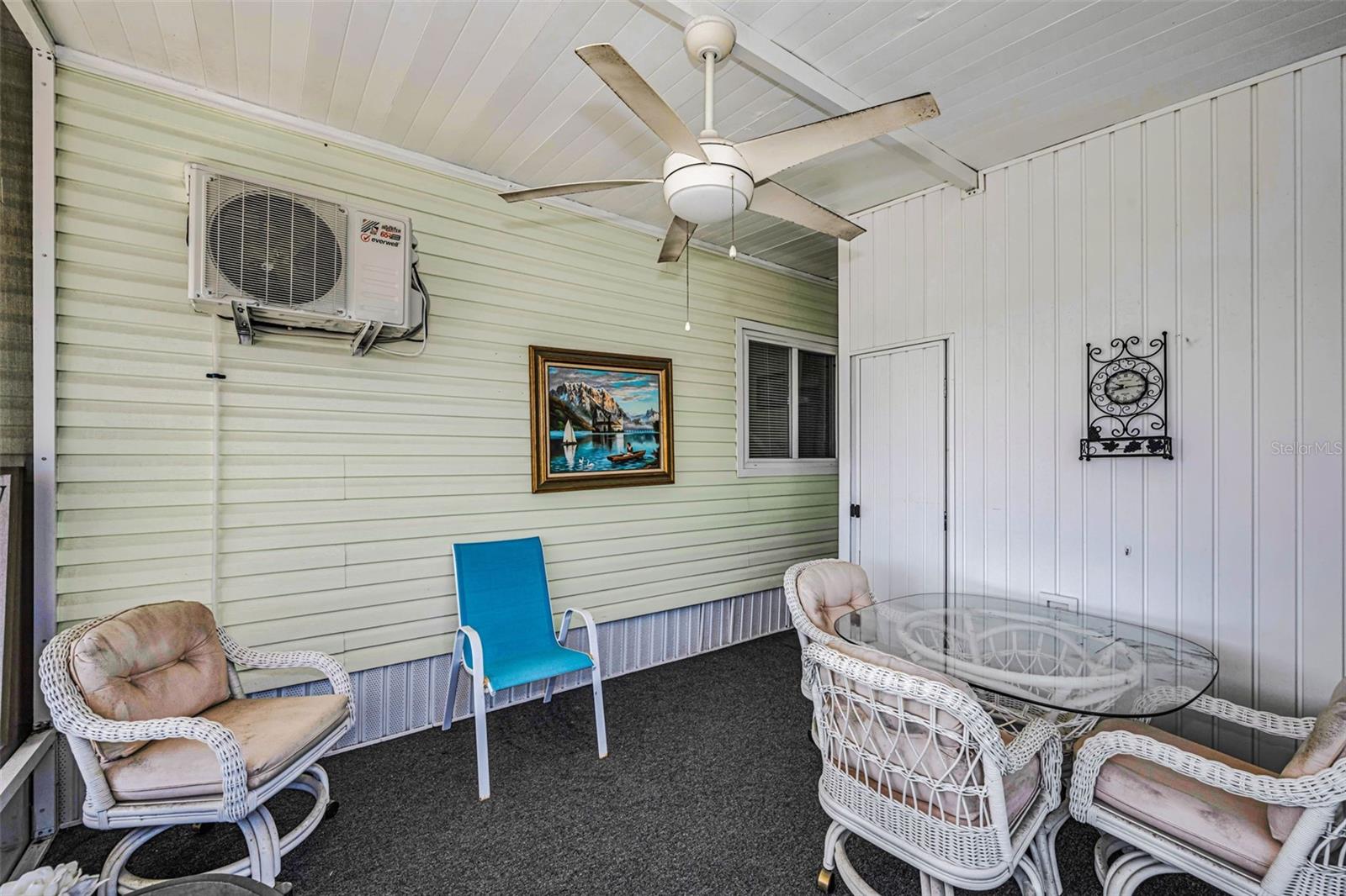 screened in front porch