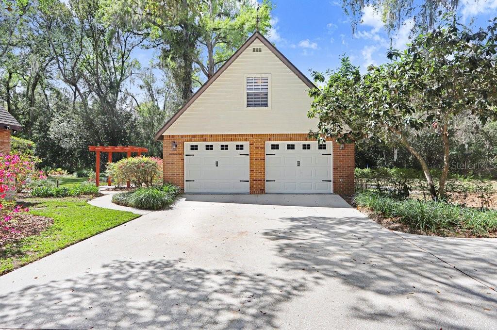 2 Car Detached Garage