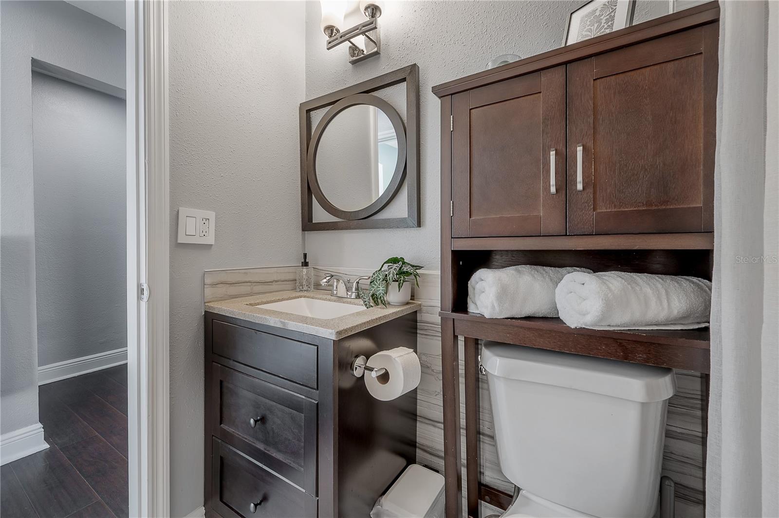 upstairs guest bathroom