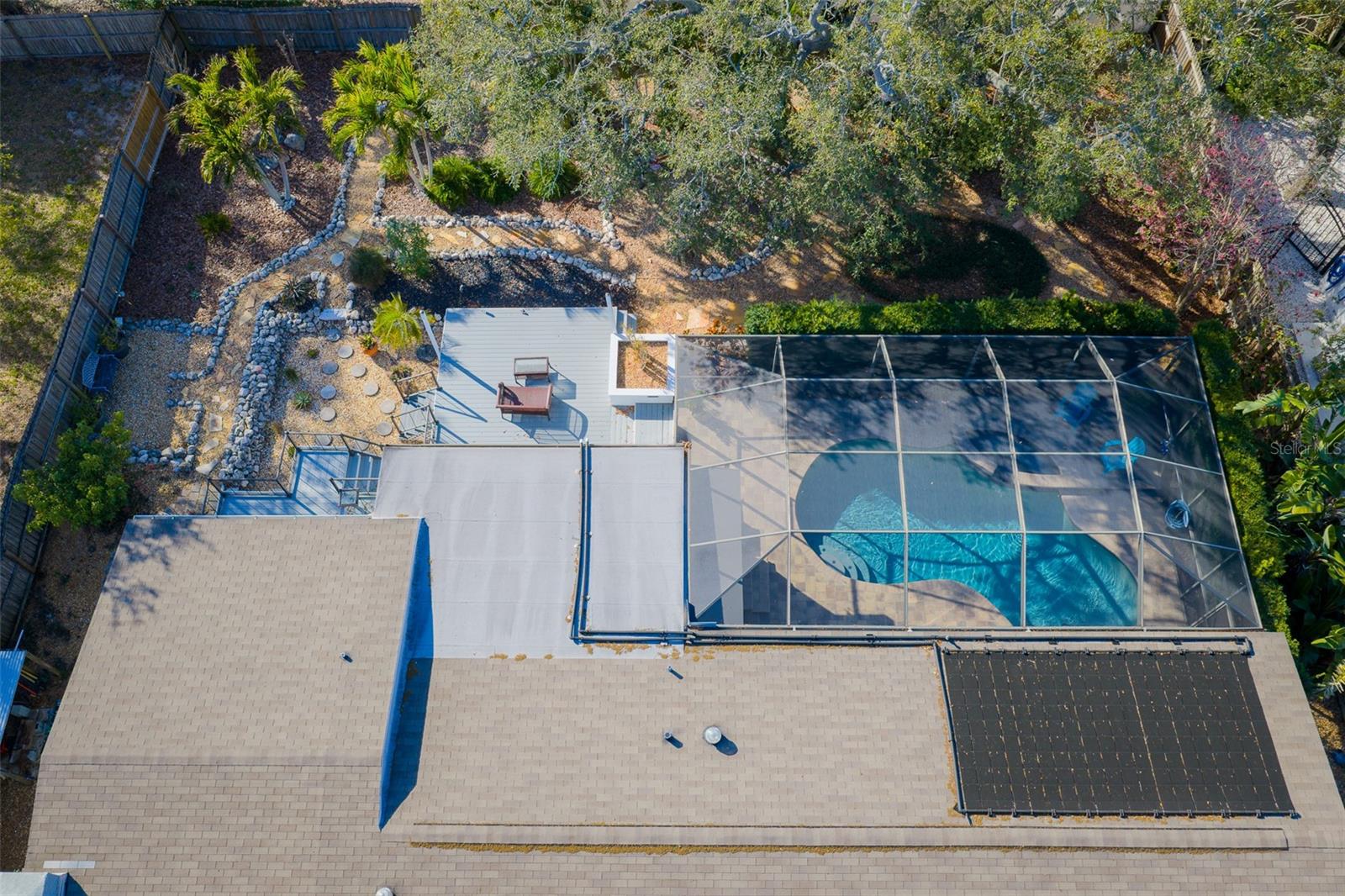 Overhead view of back of property