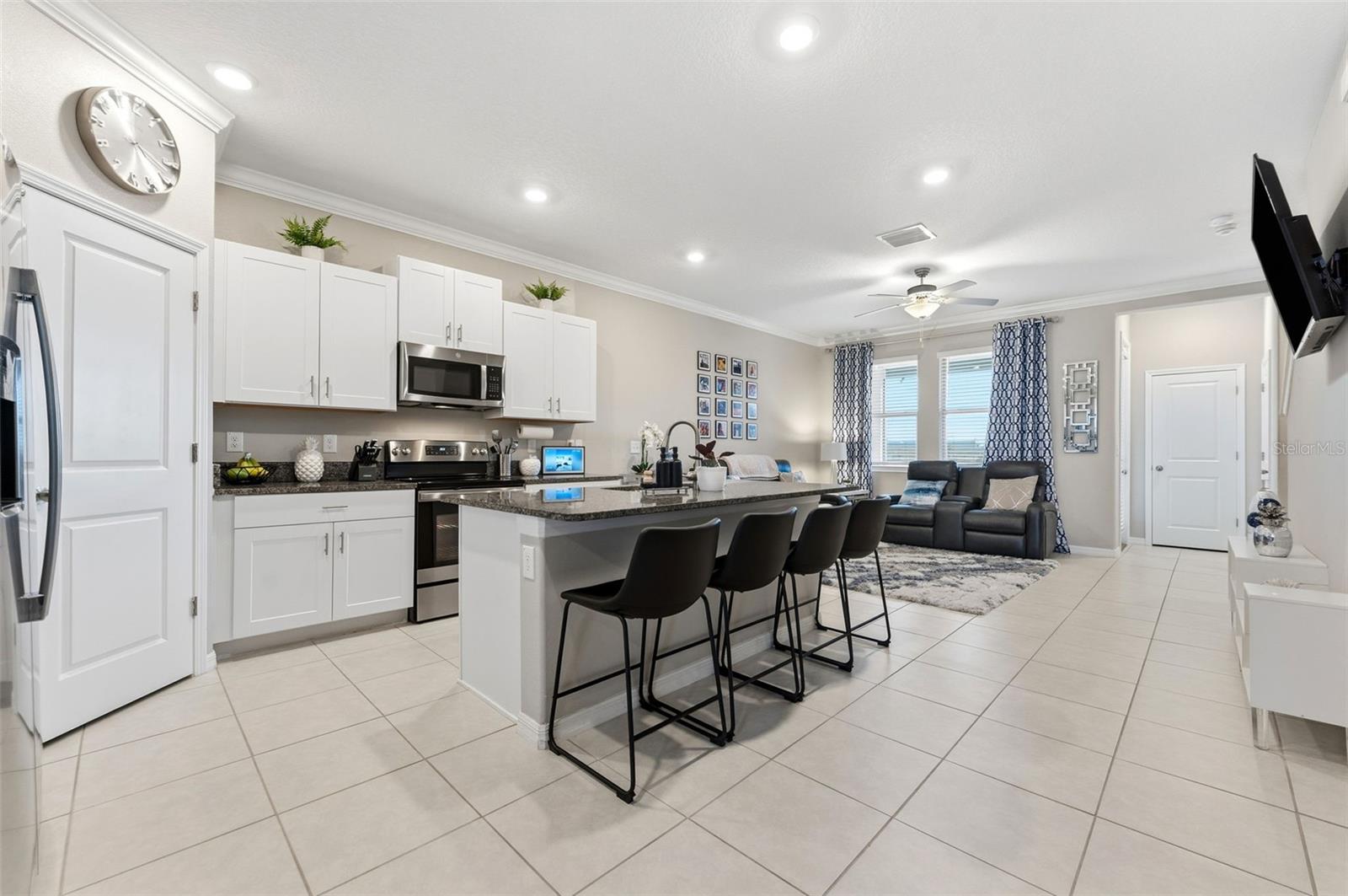 Cooking and Entertaining Is a Sure Delight