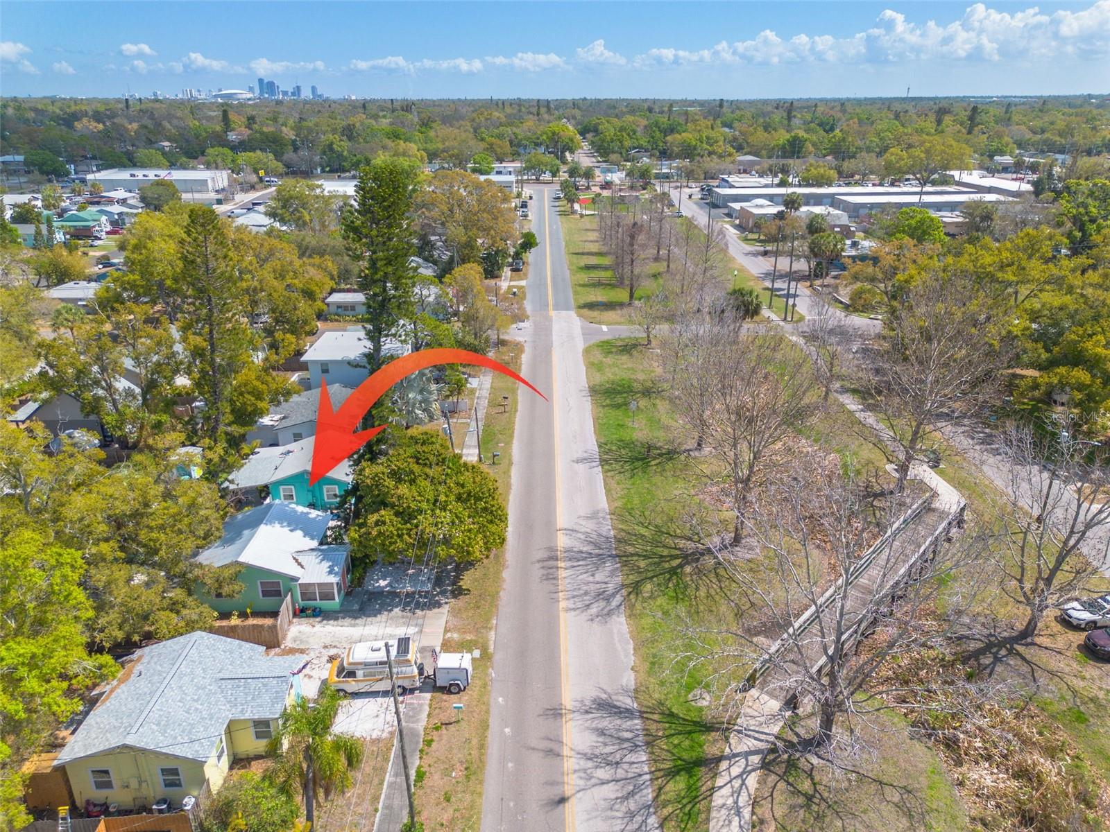 Minutes from downtown St Pete