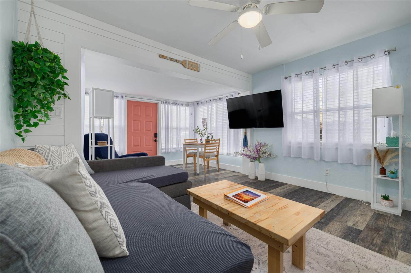 Lots of natural light!