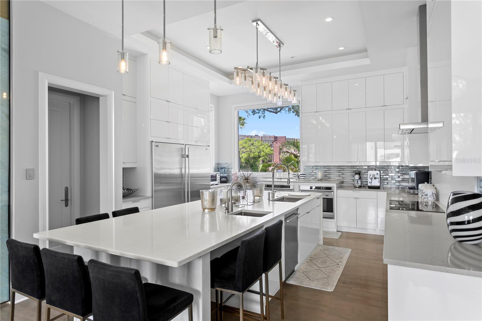 Light & Bright Kitchen with High Ceilings