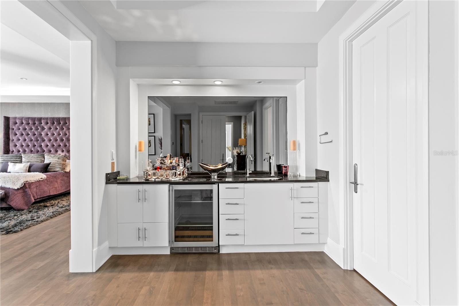 Wet Bar in Owner's Suite