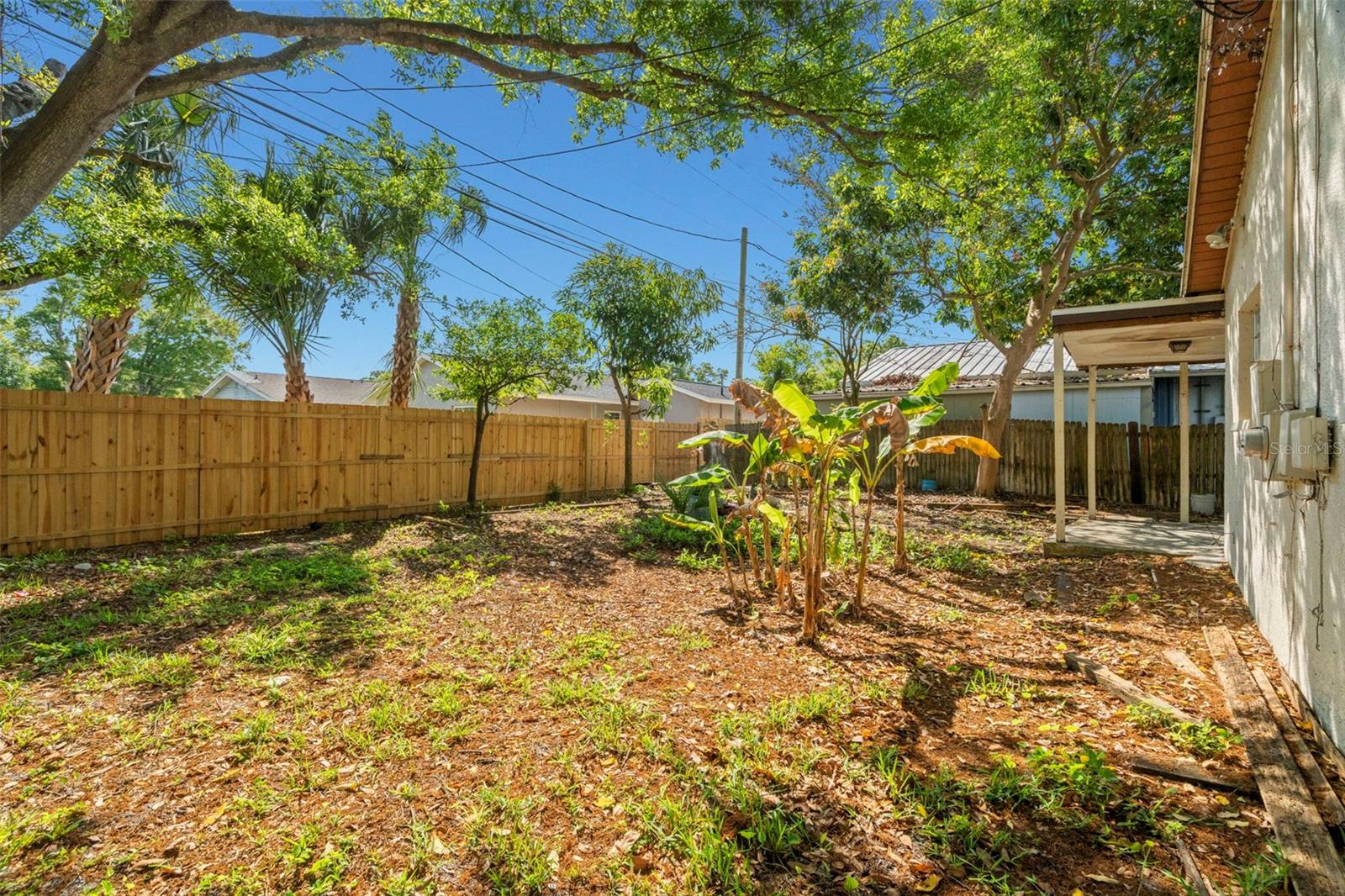 2147 Coral Way, Largo