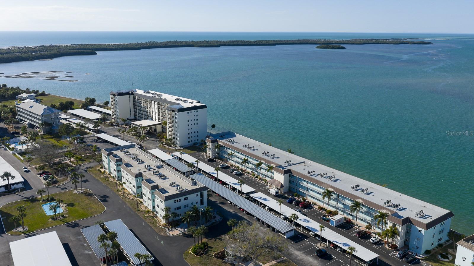 A unique location bordering Honeymoon Island’s protected environment