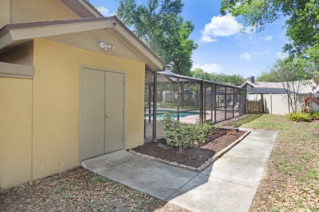 Entry to BONUS storage attached