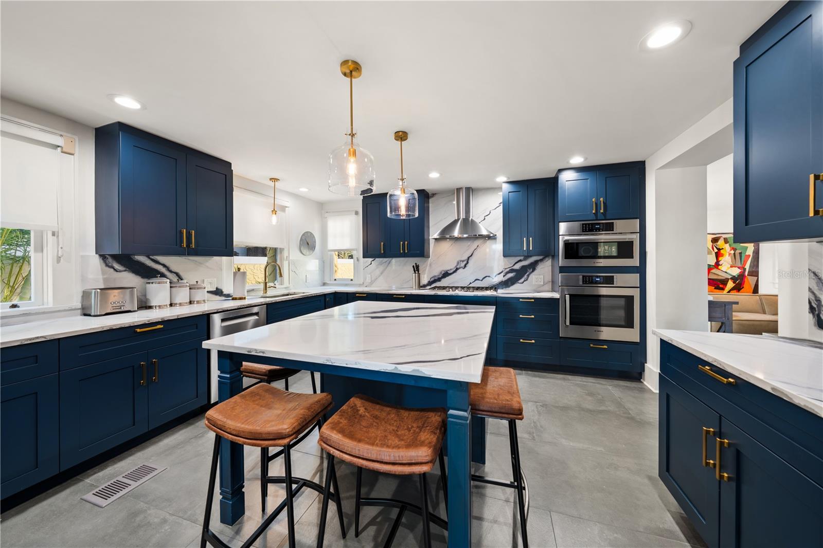 Incredible kitchen; a chef's delight!