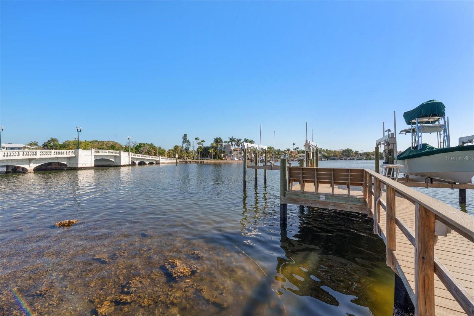 This view faces the 35" wide water lot