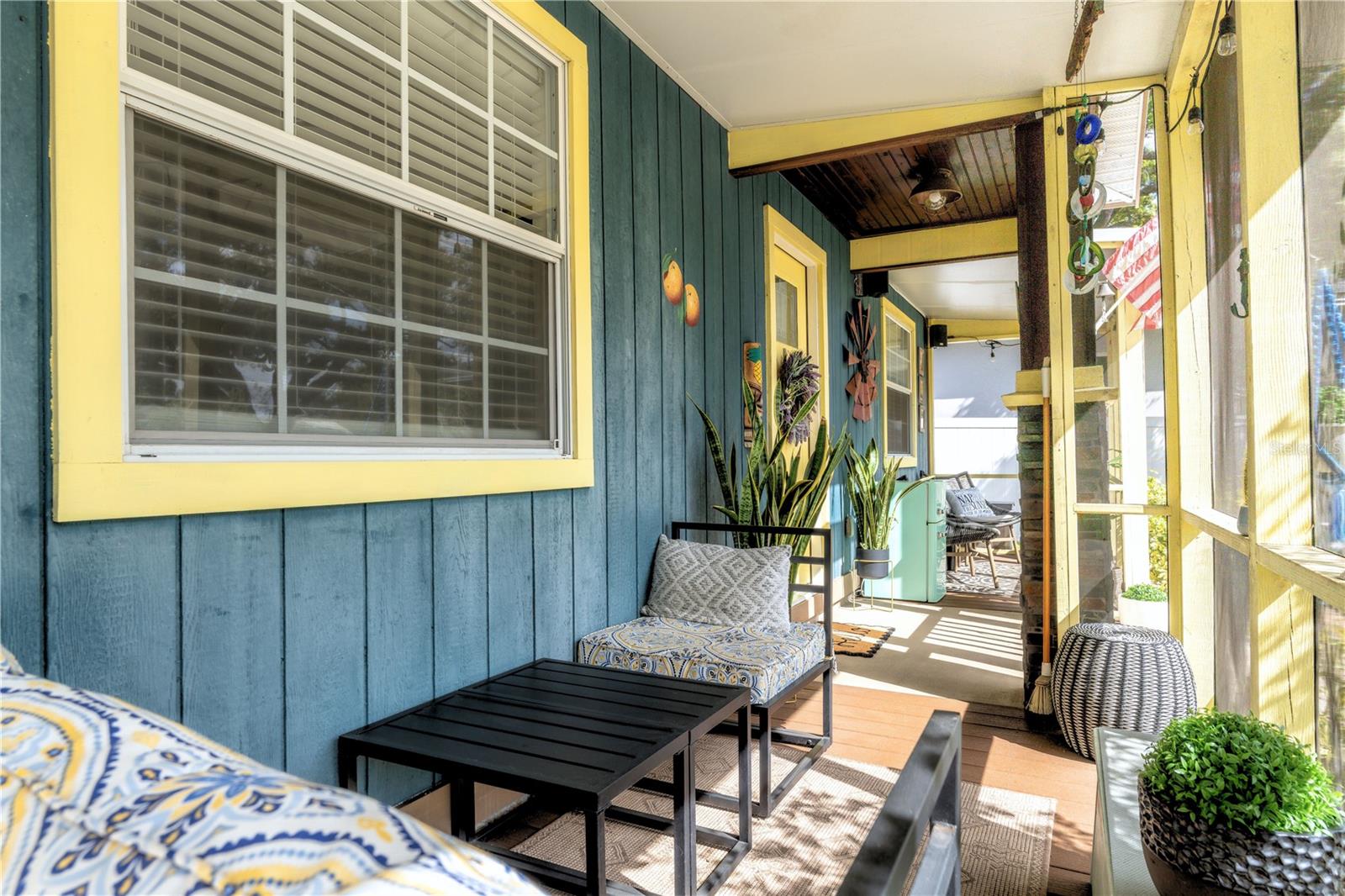 Orange Ave - Front Porch Interior Right