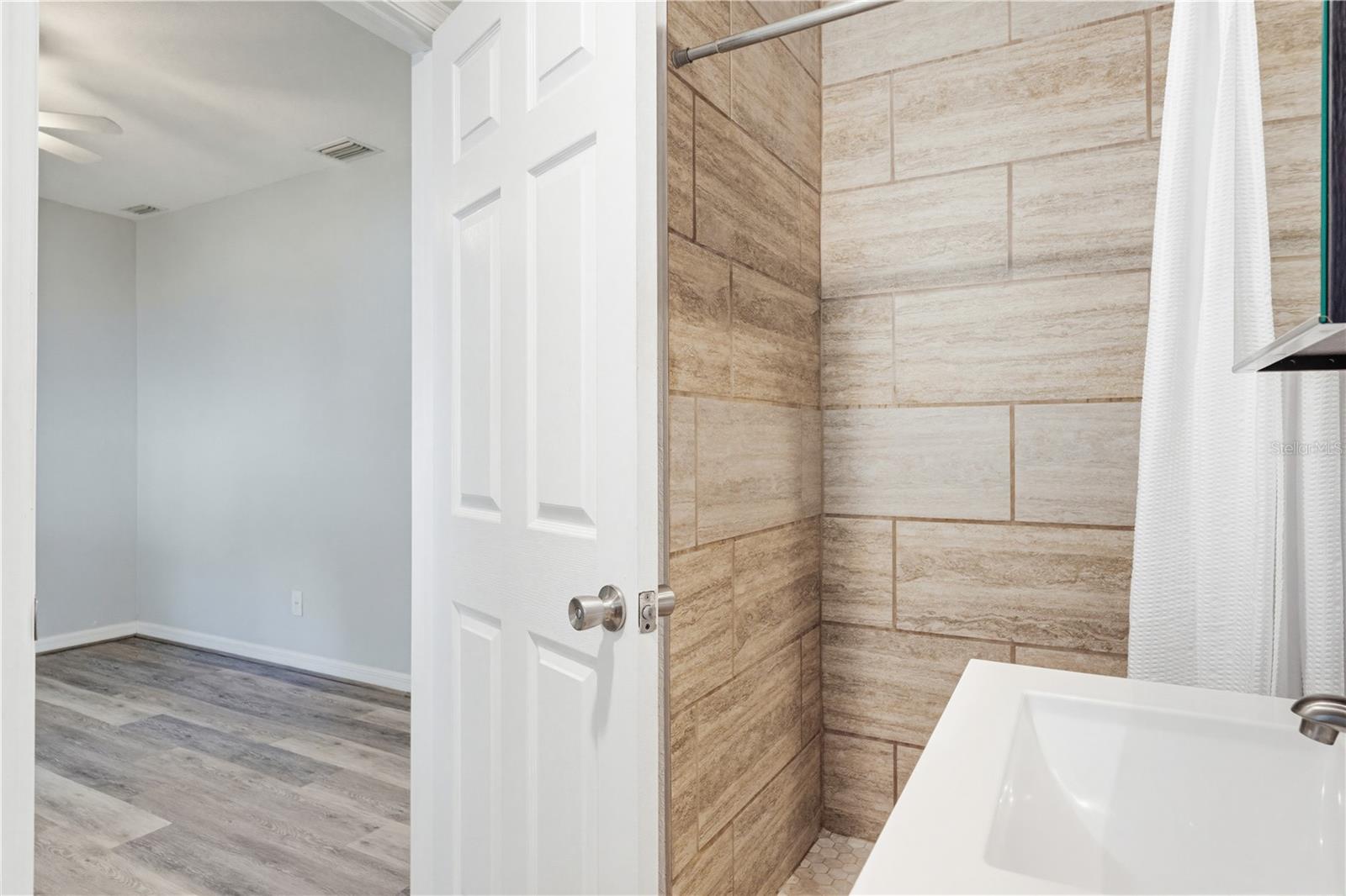 Orange Ave - Primary Ensuite Walk-In Shower