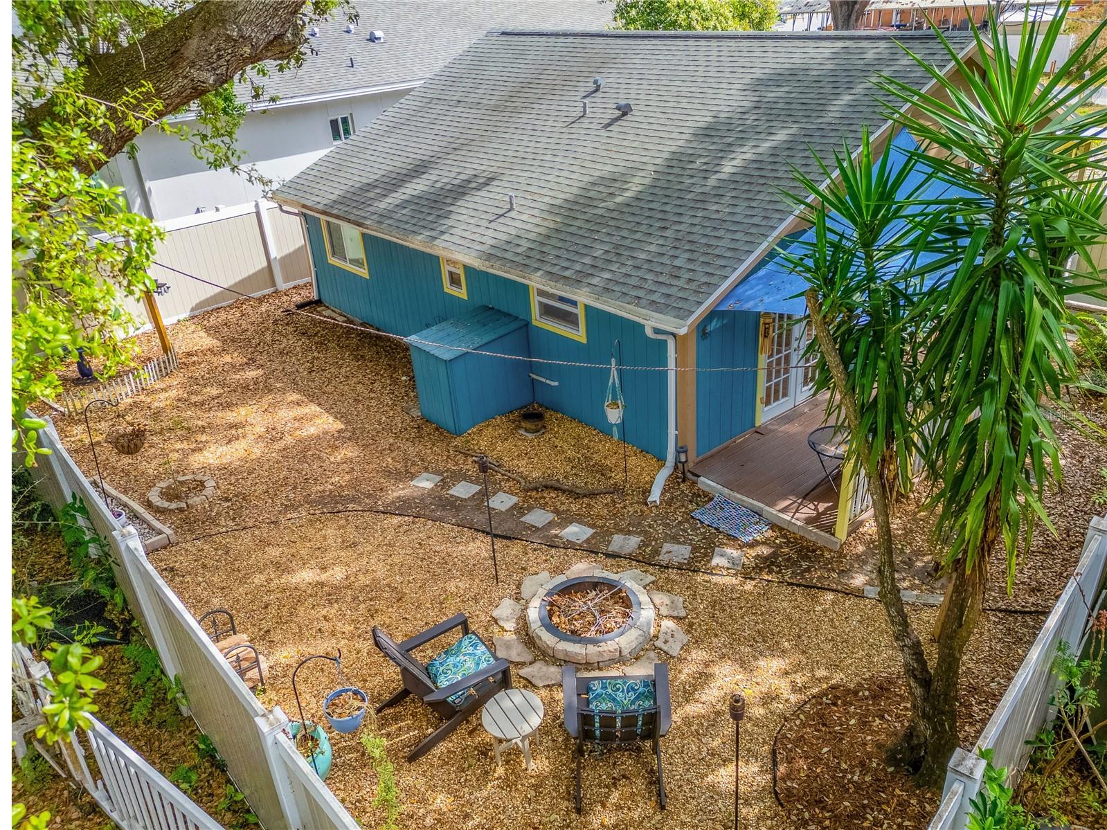 Orange Ave - Aerial View of Fence Rear Yard