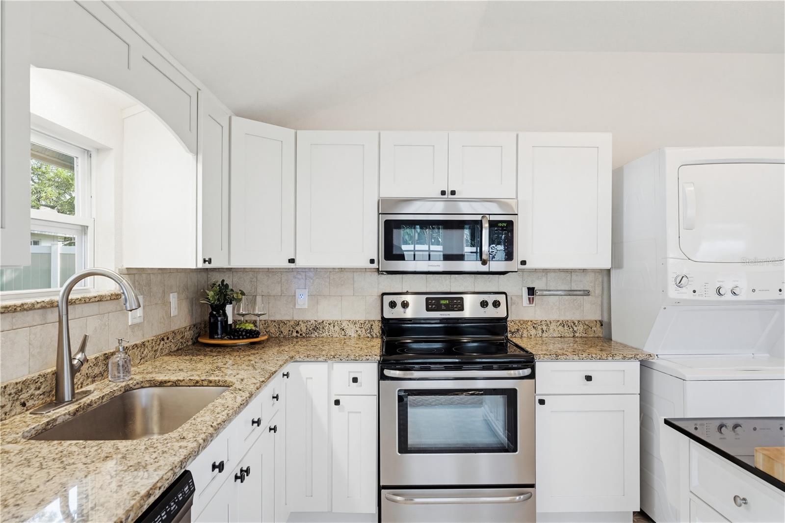 Orange Ave - Kitchen Stainless Steel Appliances