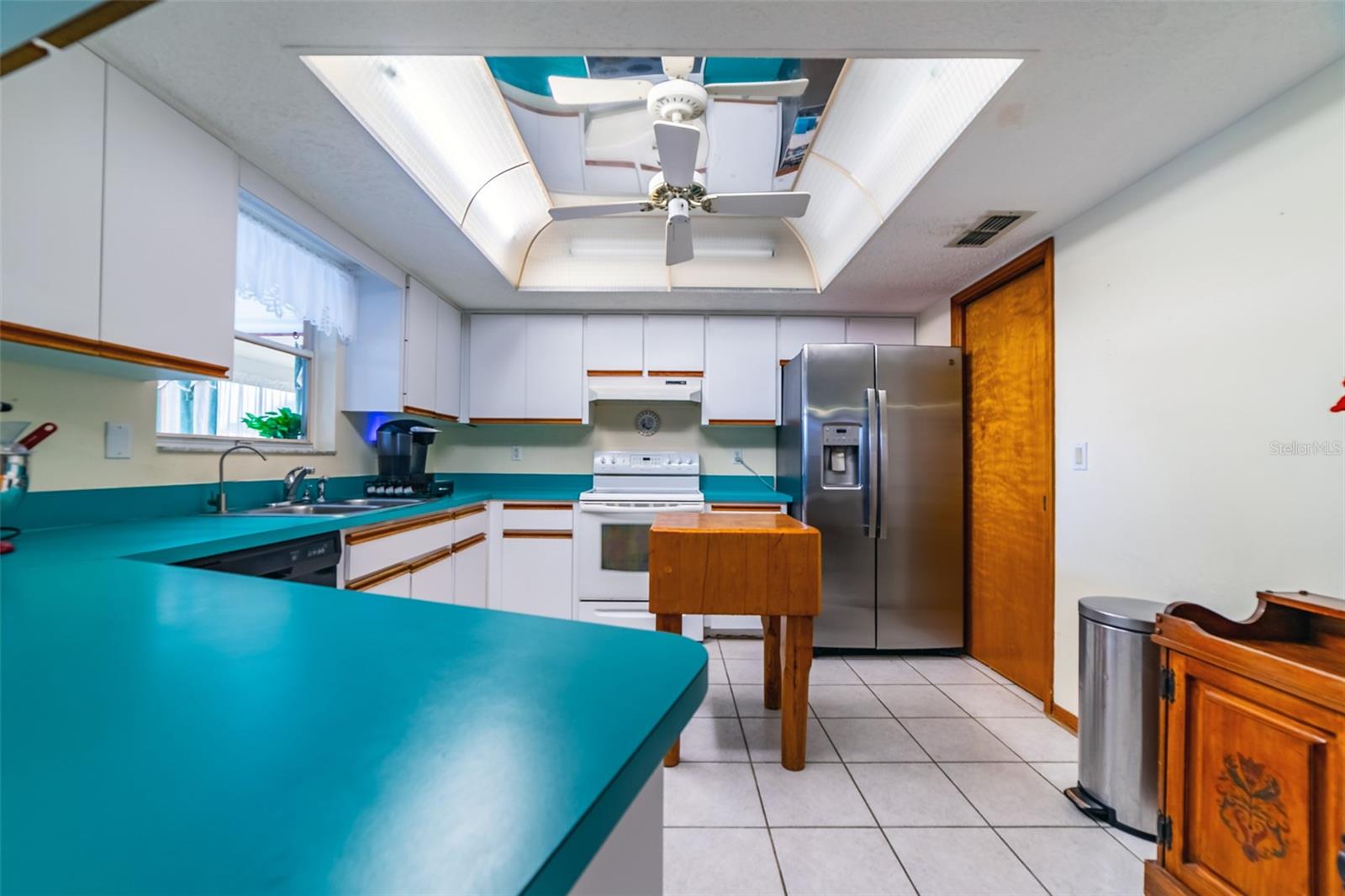 KITCHEN with Walk In Pantry