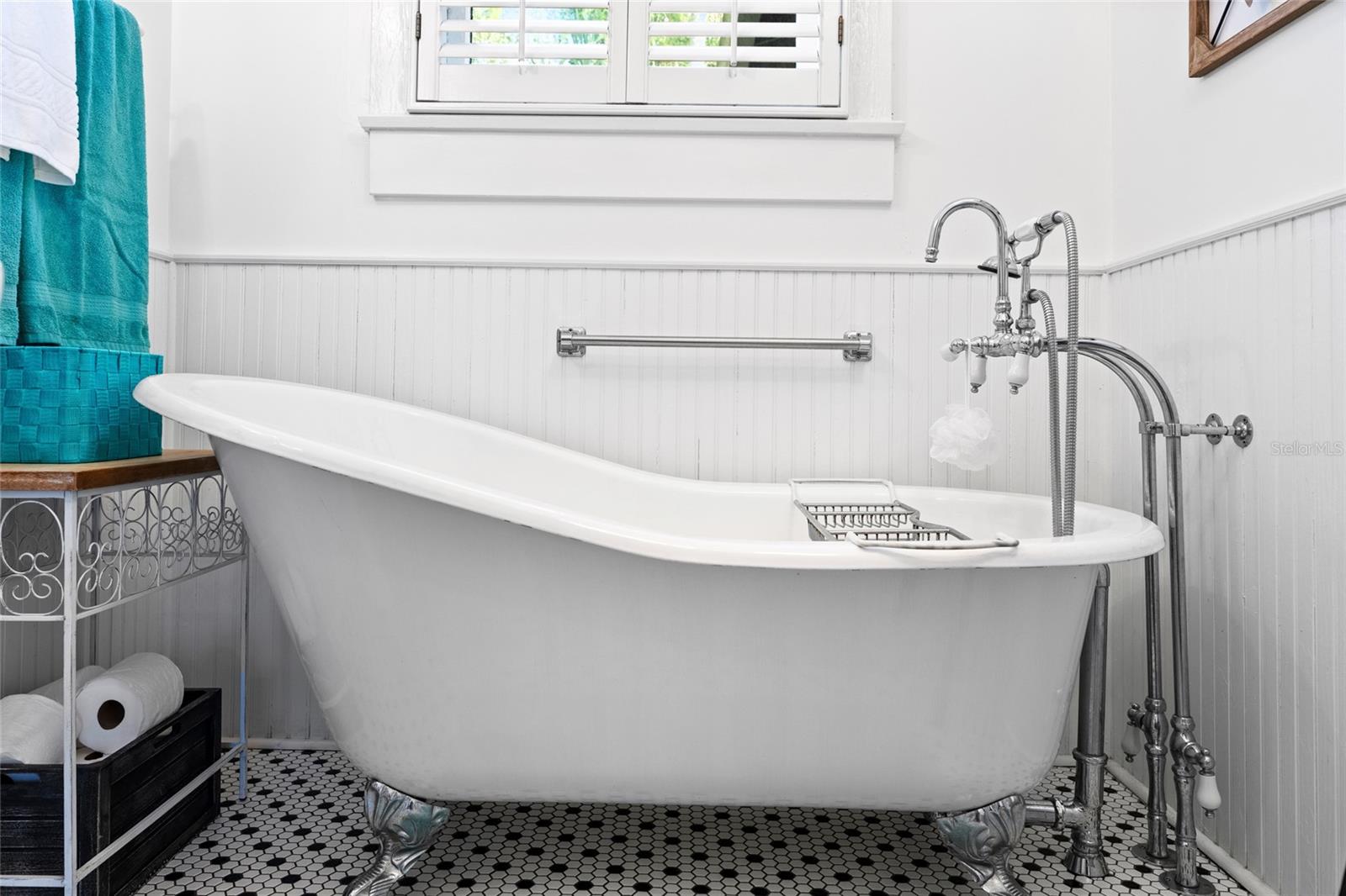 Main house guest bathroom