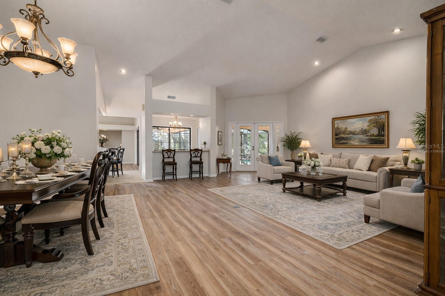 Virtually Staged Dining / Living Rooms