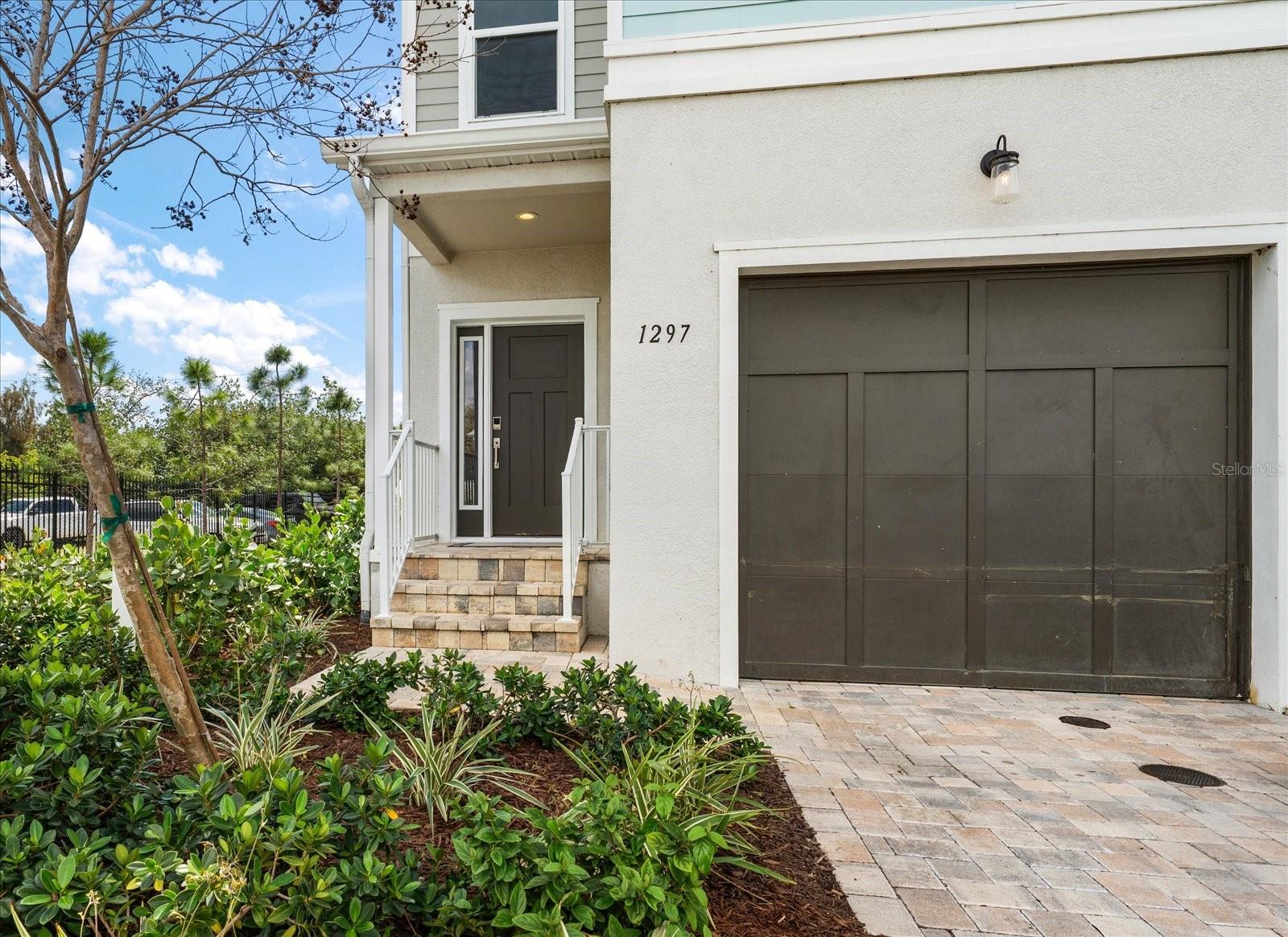 4 Car Tandem Garage with Split AC