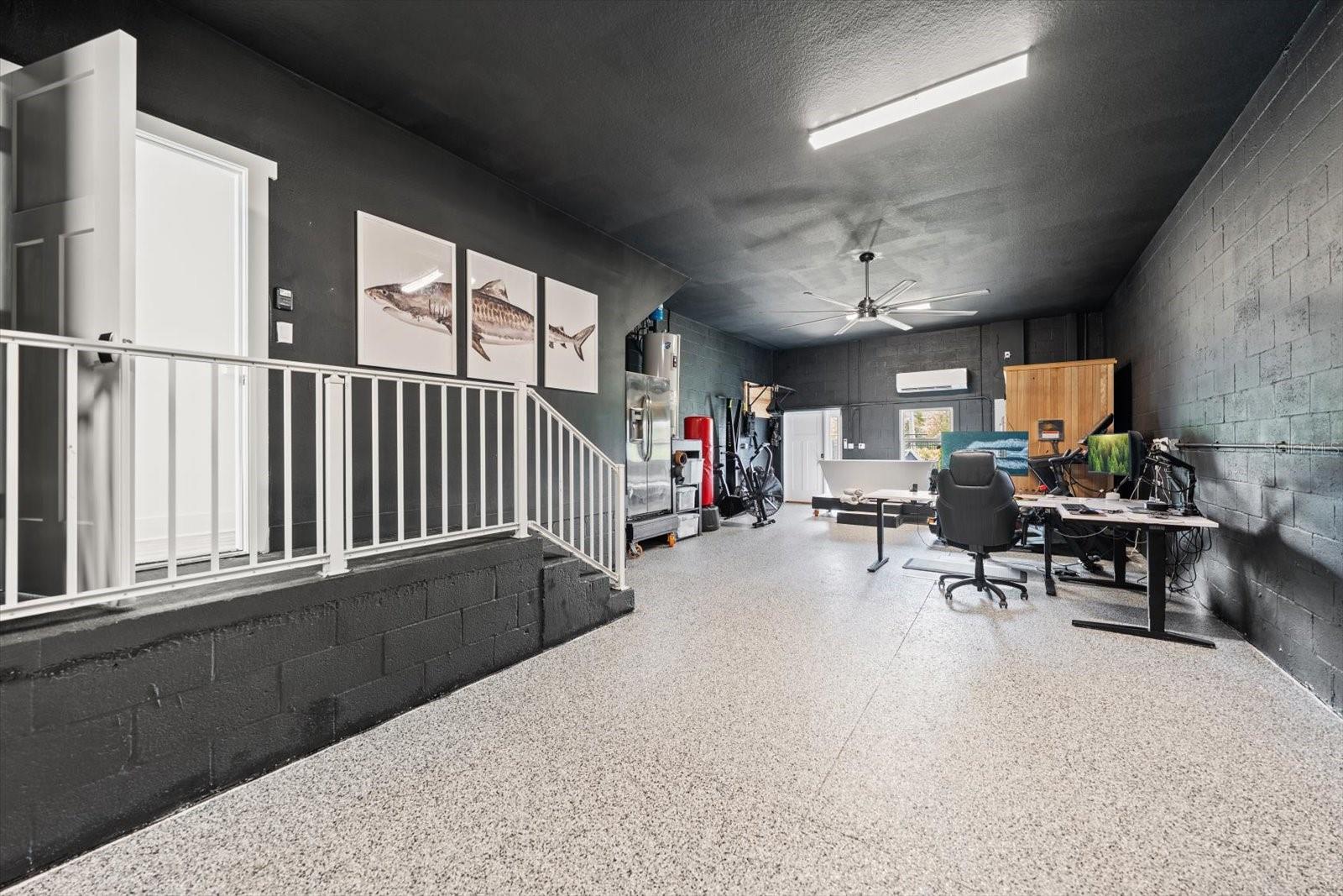 4 Car Tandem Garage with Split AC