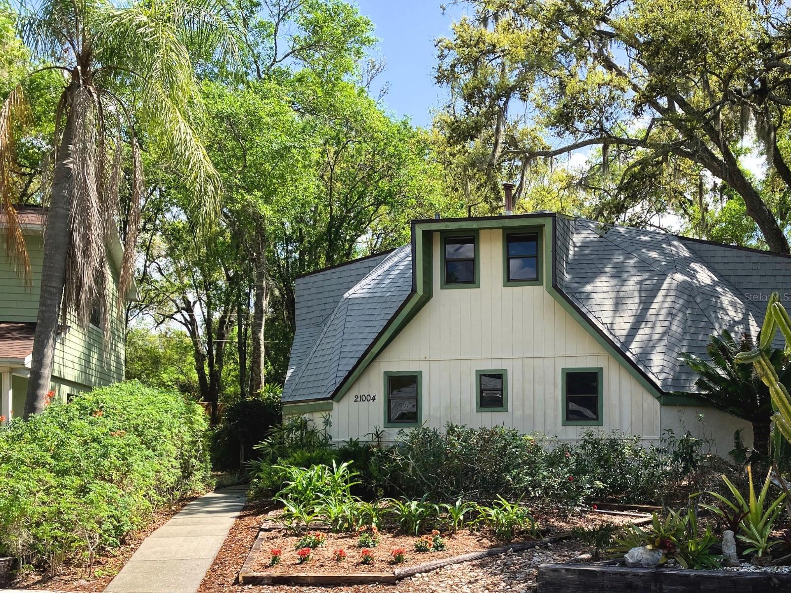 Driveway fits multiple cars
