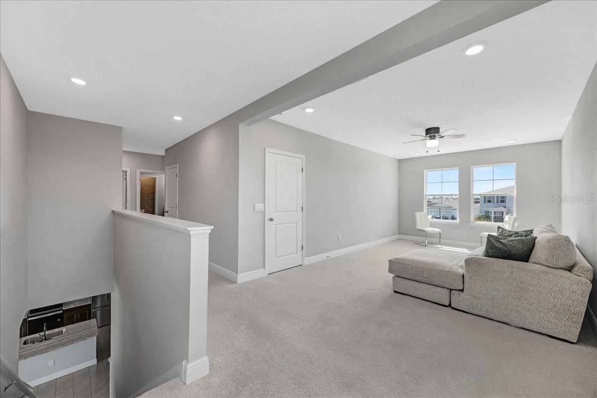 2nd Floor Loft/Bonus room