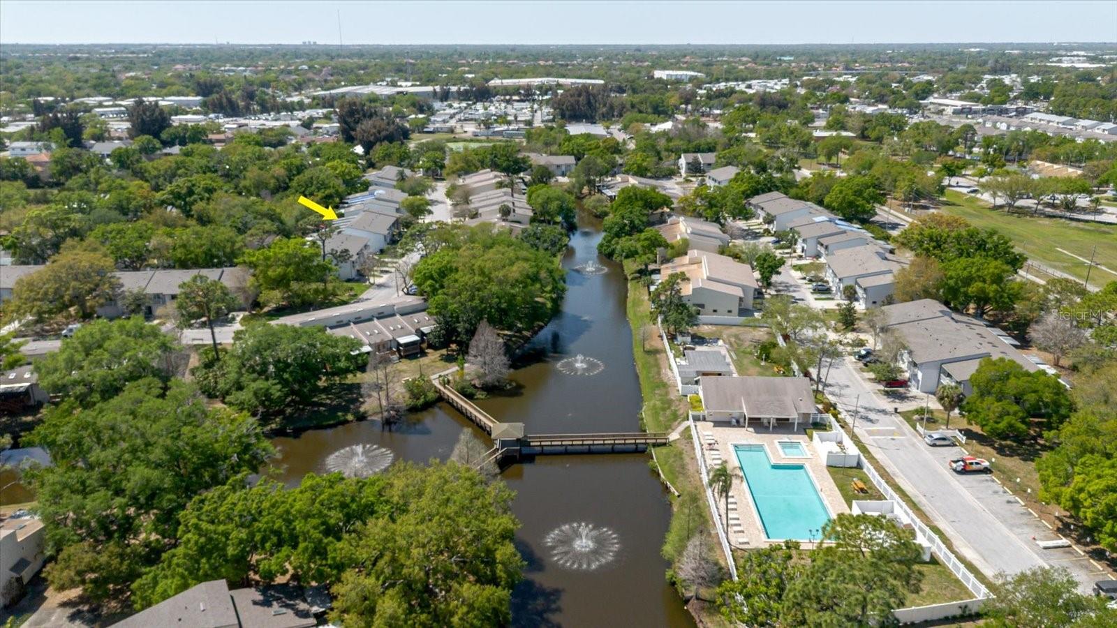 Canal View of Lake Forest