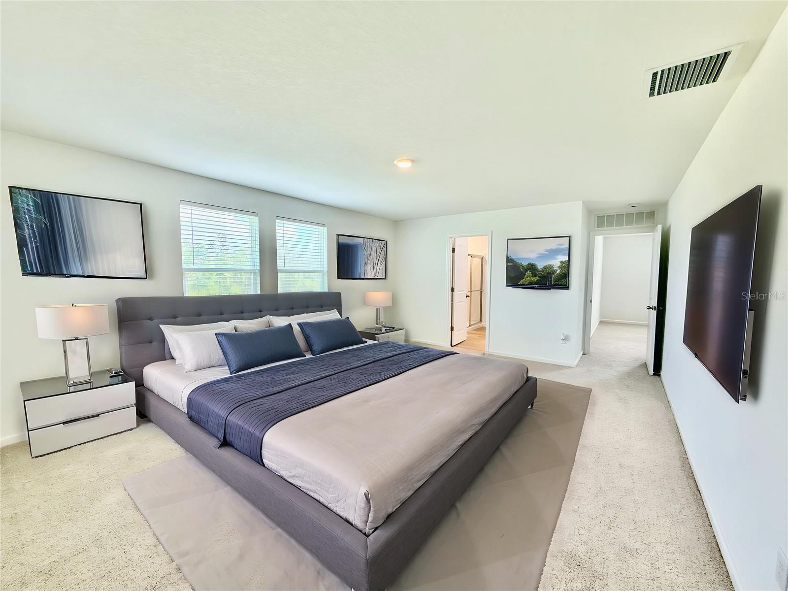 VIRTUAL STAGE PRIMARY BEDROOM