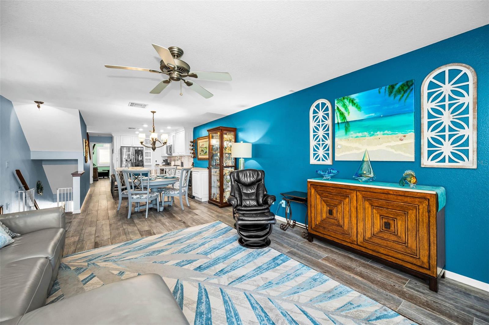 Dining area off the Kitchen