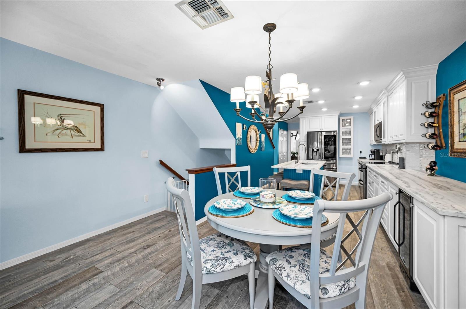 Coastal contemporary kitchen with crisp lines and light, modern finishes