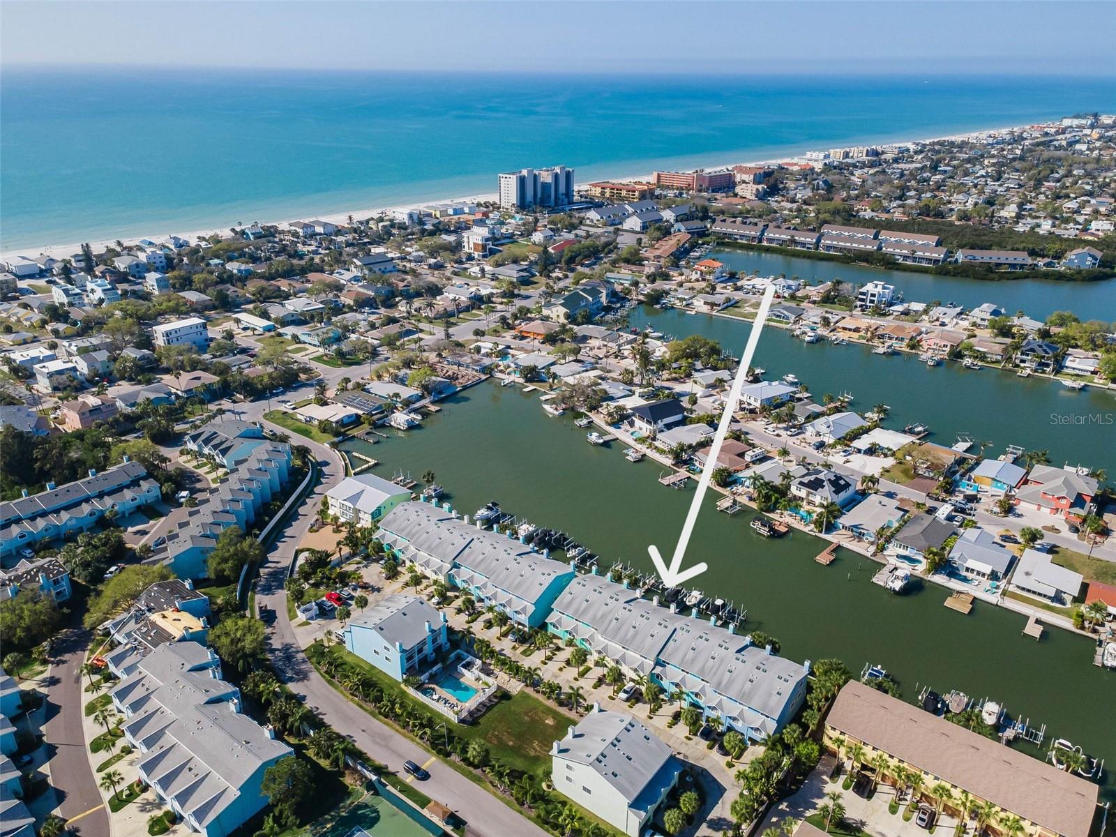 Located on the Waterfront just blocks to the Gulf!
