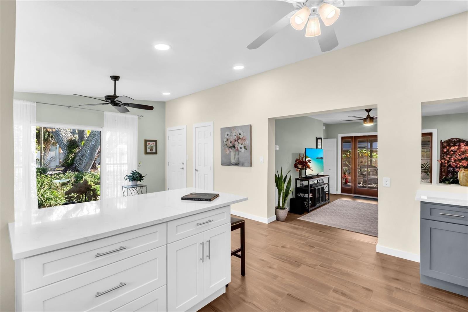 Kitchen perfectly tucked between the family & living rooms for wonderful flow~